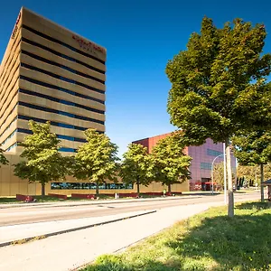 Airport - Convenient & Friendly Basel
